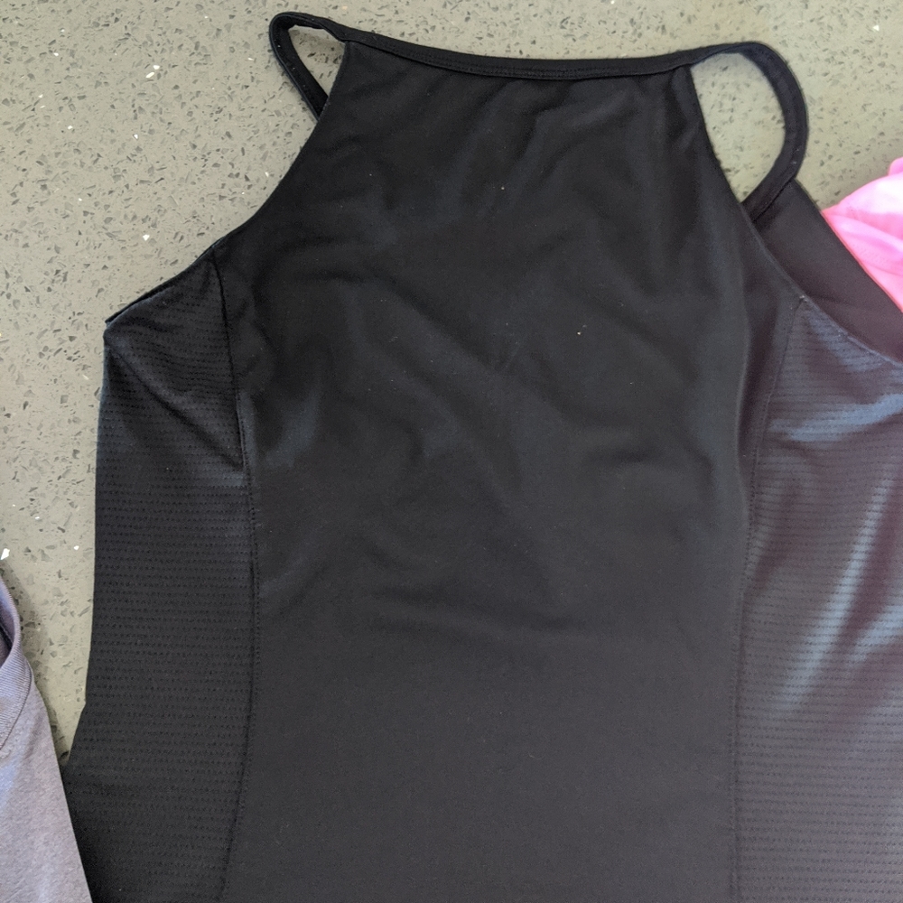 Workout Tops - Picture 8 of 9